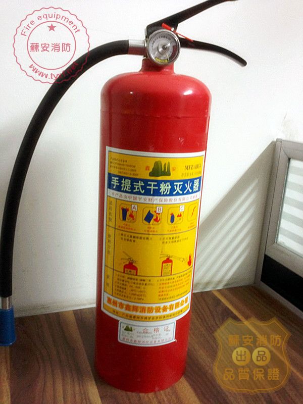 填空题]干粉灭火器的适用范围：它适用于扑救（）、（）及的火灾。也于扑救一般。(图1)